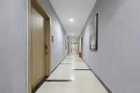 โรงแรมสตาร์ (โรงเรียนมัธยมอี้ชุน)