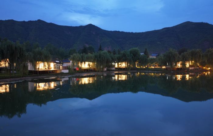 Trip.com Group Country Retreats (Dihua Earth-house Joint Resort)