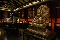 Pingyun Bieyuan (Ancient City Wall Store)