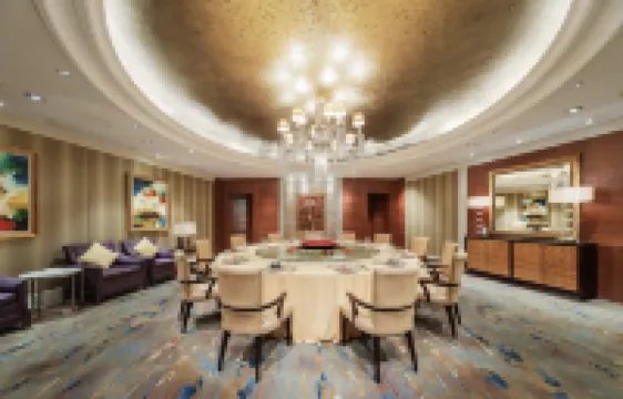 Lakeview Xuanwu Hotel