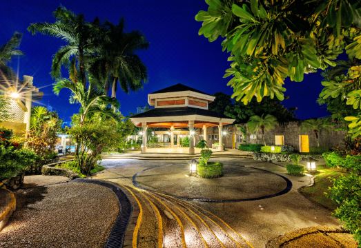 워터프런트 세부 시티 호텔 & 카지노