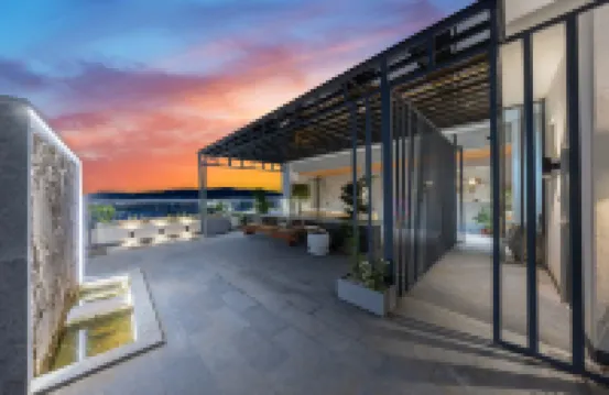 Yixi Private Hot Spring Hotel