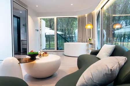 Chenyu Forest Homestay Отели в г. Денфен