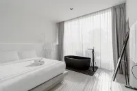 Her Huahin Pool Villa