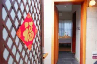 The Taibai Mountain Phoenix Spr Hotel