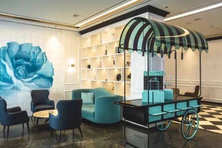 Xana Hotelle Hotel (Yongcheng Jinboda Shopping Plaza) Отели рядом с достопримечательностью «Riyuehu Scenic Area»