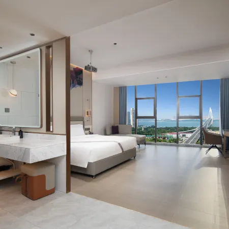 Elong Hotel (Zhanjiang Bay Bridge Branch)