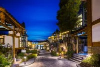 Huaxuan Hot Spring Hotel,Qingcheng Mountain Hotel dekat Tianshi Grotto