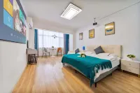 Harbin Hemai Homestay (Central Avenue Pedestrian Street Saint Sophia Cathedral)  호텔