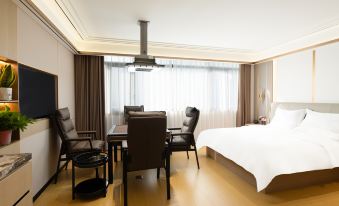 Count Business Hotel