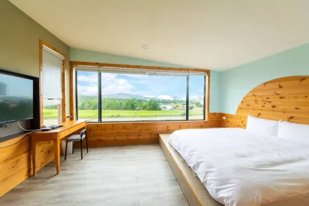 Peak Tree House