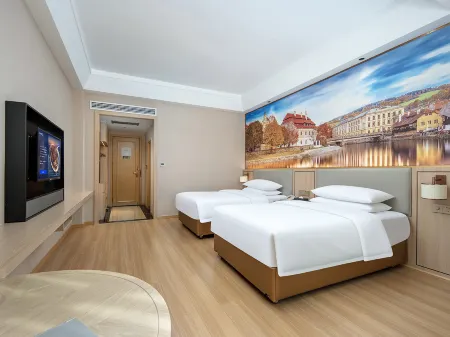 Vienna Hotel (Taizimiao South Railway Station Store, Hanshou County)