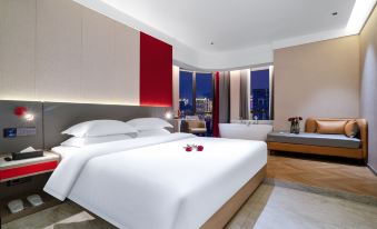 Kunming Lirui Hotel (Plateau Pearl International Trade City)