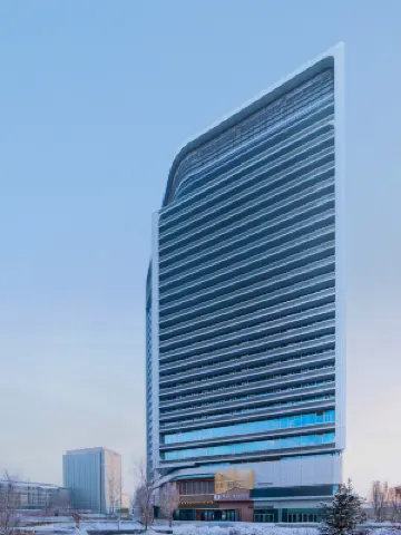 建國•璞隱酒店（烏魯木齊高鐵站北廣場萬達店） 鄰近烏魯木齊站的酒店