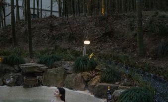 Yuanwu·TOWU Hot Spring Designer Meisu (Anji Yunshang Grassland Store)