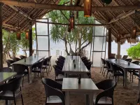 Pili Beach Resort Agmanic Hotels in Santa Fe