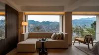 Boundary Mountain Hotel