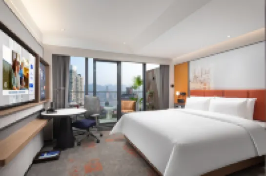 重慶解放碑洪崖洞江景希爾頓歡朋酒店