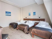 Holiday Beach Budapest Wellness and Conference Hotel Hotels in God