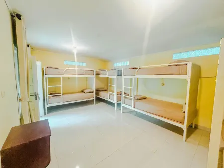 Rinjani Garden Syariah by Ecommerceloka Отели рядом с достопримечательностью «Бакит Селонг»