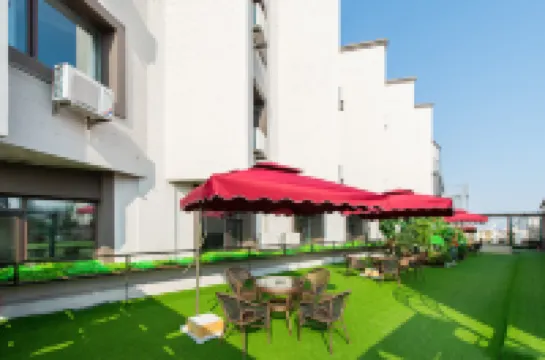 Ibis Hotel (Dalian Airport Huabei Road)