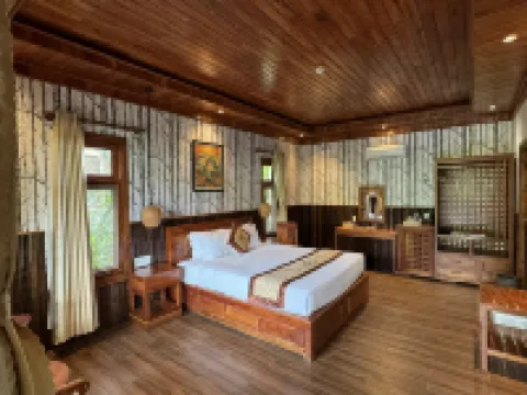 Golden Topaz Phu Quoc Resort