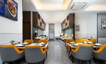 Magnotel Hotel (Luoyangshi Municipal Government Longmen High-Speed Railway Station)