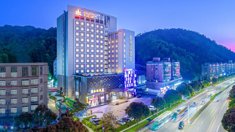 Golden Palm Hotel