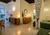 Picabon Apartment with AC Balcony