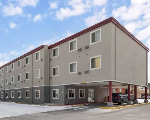 Travelodge by Wyndham San Antonio Lackland AFB North Hotels near Acme Park