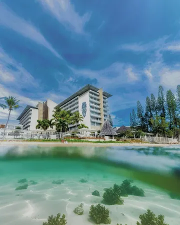 Chateau Royal Beach Resort & Spa, Noumea Отели рядом с достопримечательностью «Ило Канар»