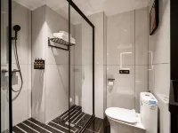 Waterfront Huiting Hot Spring Hotel Hotels in Fengshun