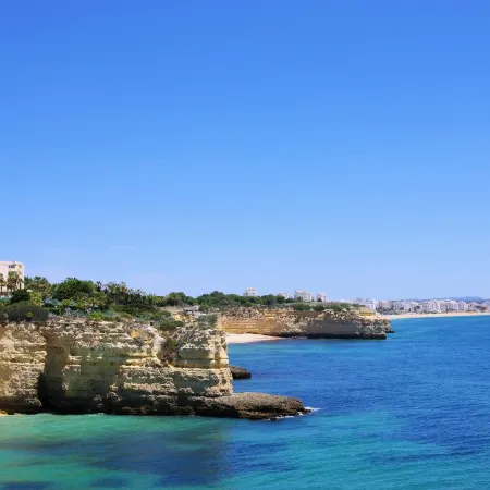 BnB Homes vibrant Ocean View terraced apartment