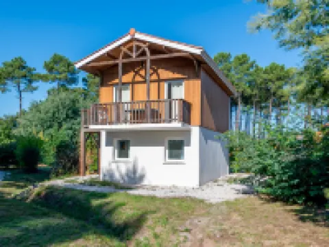 Vacancéole - le Domaine des Grands Lacs Hotels in Landes