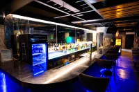 The Apo View Hotel - bar