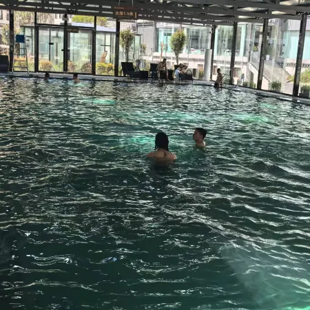 Daocheng Jifeng Hot Springs Resort Hotel