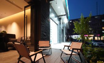 moli hotel(Madianqiao Jiandemen Subway Station)
