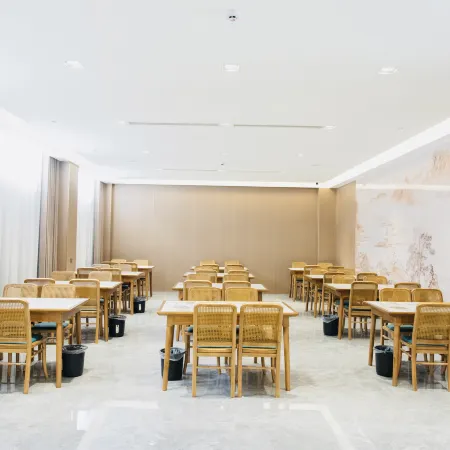 Xingyuan Hotel (Fangcheng County Wufu Avenue)