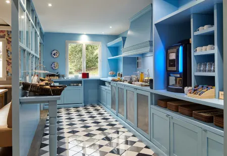 B&B Hotel Saint-Maur Créteil Отели рядом с достопримечательностью «Парк Дюпейру»