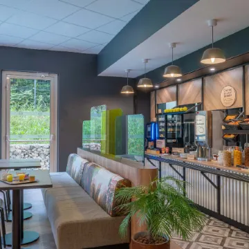 B&B HOTEL Annecy Cran-Gevrier