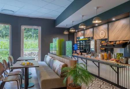 B&B HOTEL Annecy Cran-Gevrier