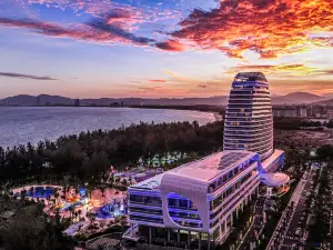 Hainan Sangem Moon Hotel 