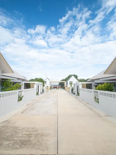 รูปภาพของสองมี พูลวิลล่า นิคมพัฒนา