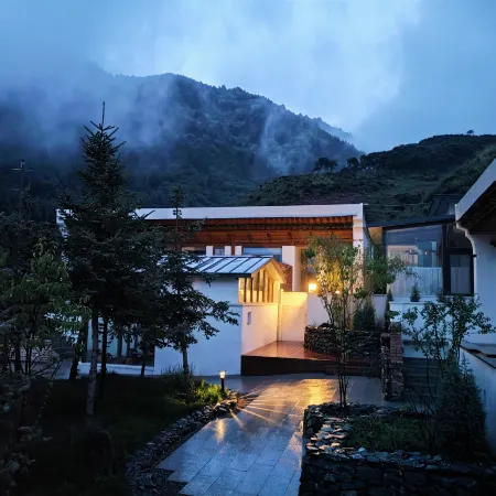 Gangshan Haihui Shan Residence