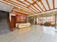 Xitu Mountain Lodge Chill Vibes Luxury Vacation Boutique Stay (Zhaoxing Scenic Area) Hotels in Liping