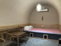 Yaojian Dongtian Homestay (Xi'an Terracotta Army Museum)