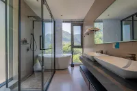 Guiji Homestay (Yichang Three Gorges Home Scenic Area) - พร้อมระเบียง