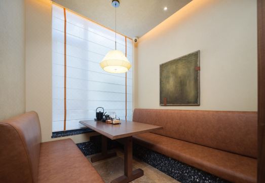 다롄 아투어 호텔의 모던한 로비