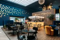 Naumi Hotel Auckland Airport - bar