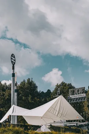 AstroTopia Отели рядом с достопримечательностью «Wenfeng Temple»